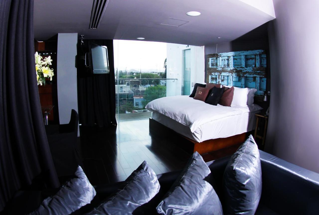 Demetria Hotel Guadalajara Ngoại thất bức ảnh